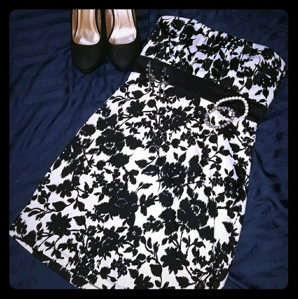 Gorgeous Strapless mini dress
